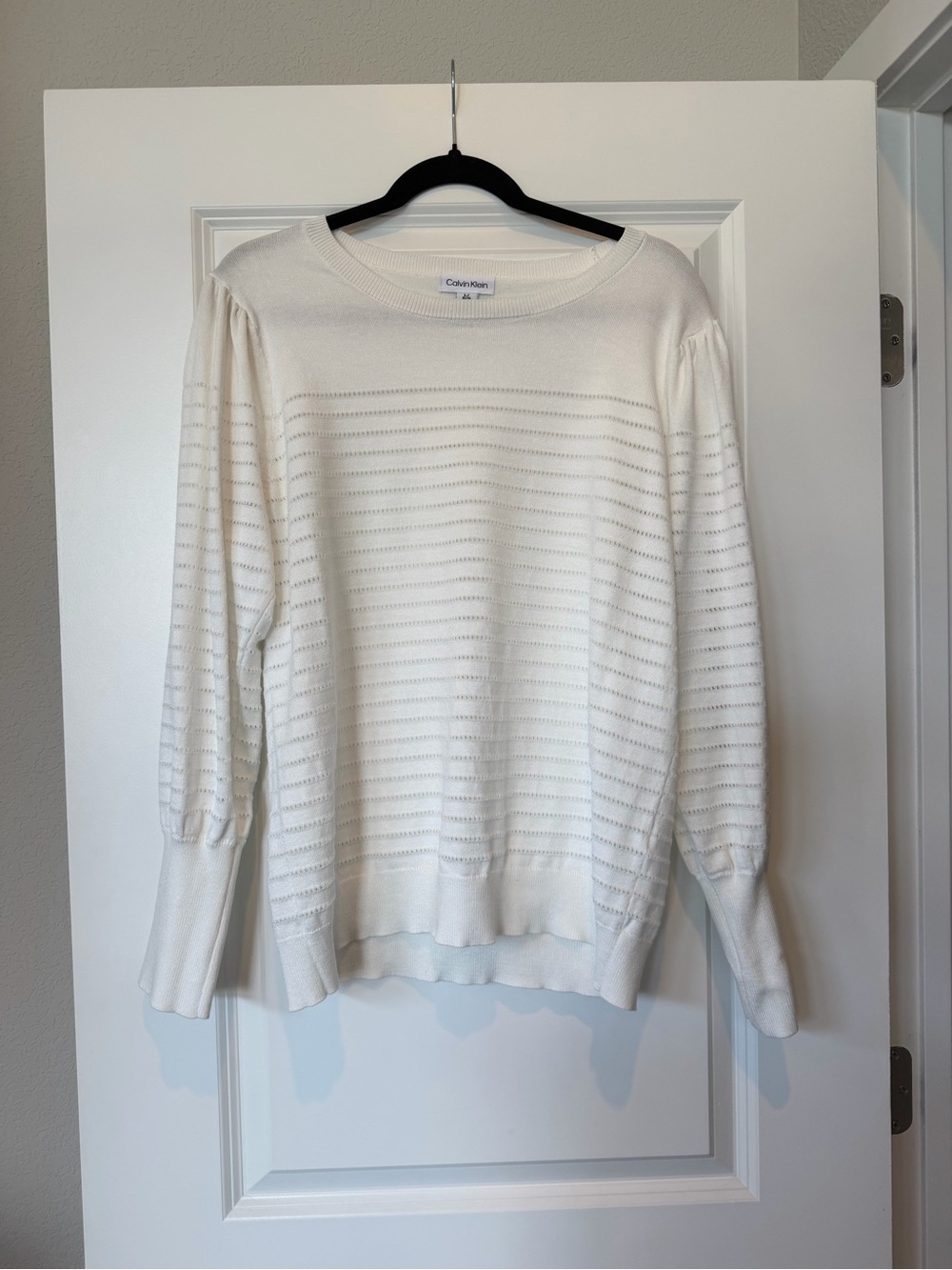Calvin Klein White Crewneck Knit Top